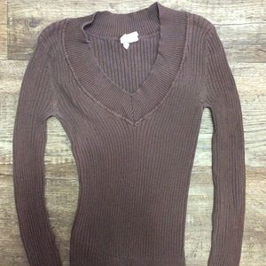 Juniors brown s long sleeve v-neck sweater